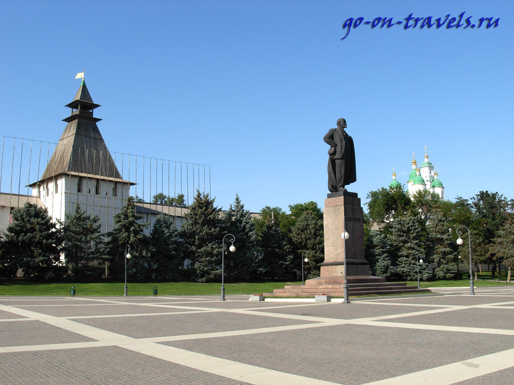 Площадь Ленина в Астрахани